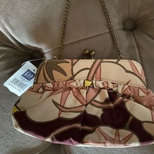 🎀New🎀 Gap small purse with chain